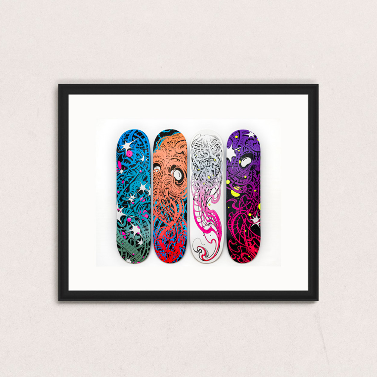 Face à l'oeuvre de Sphinx - Photo par Lionel Rault